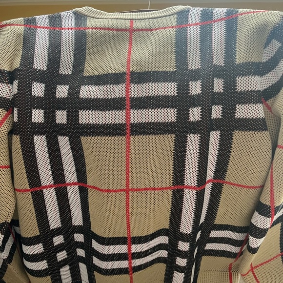 NEW & Authentic Burberry sweater in cotton blend piqué, jacquard-knitted Small. - Picture 4 of 10